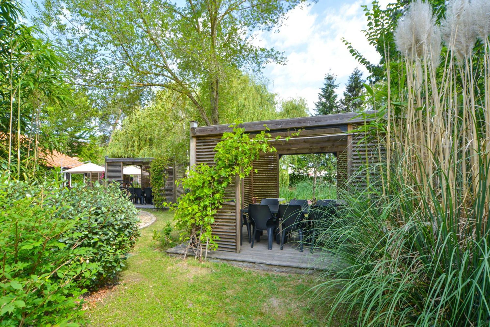 Logis - Hotel Restaurant La Mire Vierzon Exterior foto
